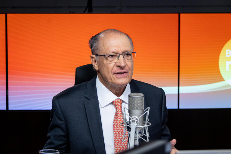 Apenas um estado resiste a subsídio federal no diesel, afirma Alckmin