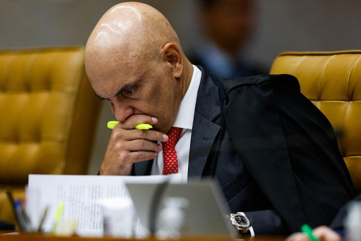 Juízes deixam gabinete de Moraes, incluindo envolvido em vazamento, e ministro seleciona substitutos