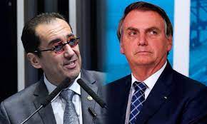 Vaza áudio de uma conversa telefônica entre o senador Jorge Kajuru e o presidente Bolsonaro: presidente, se um dia o senhor espirrar, saúde
