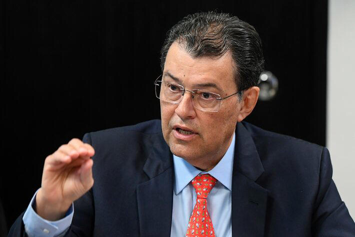 Comissão do Senado aprova reforma tributária e derruba ‘imposto do pecado’ sobre arma e refrigerante