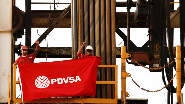 Produção de petróleo da Venezuela sobe a 1 milhão de bpd, dizem fontes