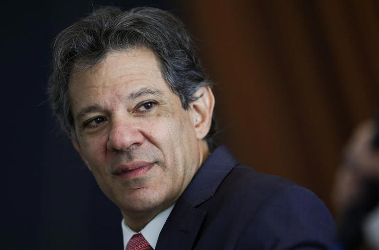 Reunião entre Lula e Trump foi “positiva”, diz Haddad