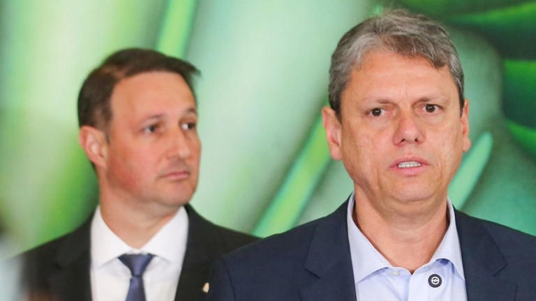 Derrite é “empurrado” à Câmara por Tarcísio, que se desesperou ao vê-lo “queimado”