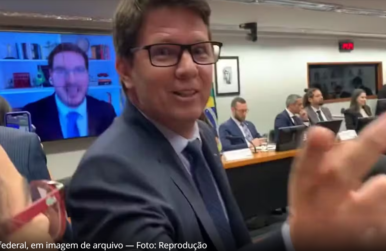 'Dark Horse': ao retirar sigilo de investigação, Dino cita suspeita de que Frias liderou esquema criminoso de desvios