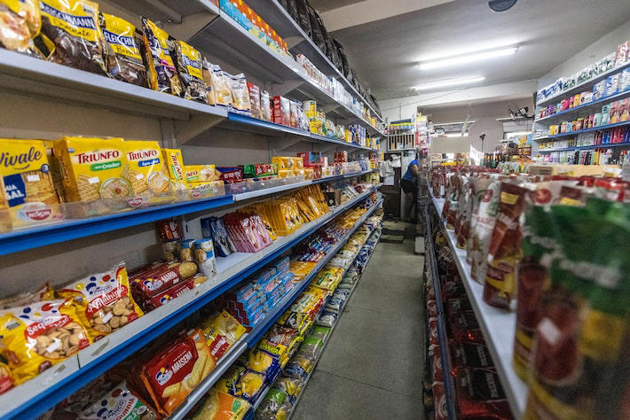 Supermercados no Brasil faturam R$ 1 trilhão em 2024, o equivalente a 9% do PIB