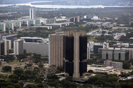 Selic: Copom acelera alta de juros em 1.00 pontos-base; taxa agora é de 12,25%