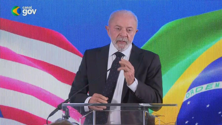 Lula reúne equipe e decide manter estratégia às vésperas de novo tarifaço
