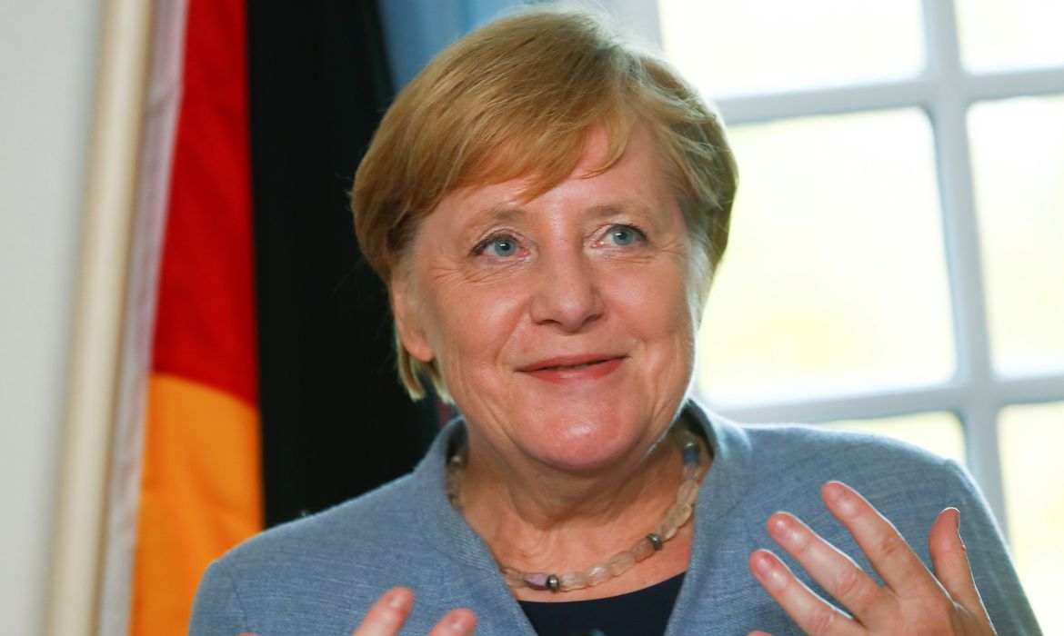 Alemanha pode chegar a 19.200 casos de coronavírus por dia diz Merkel