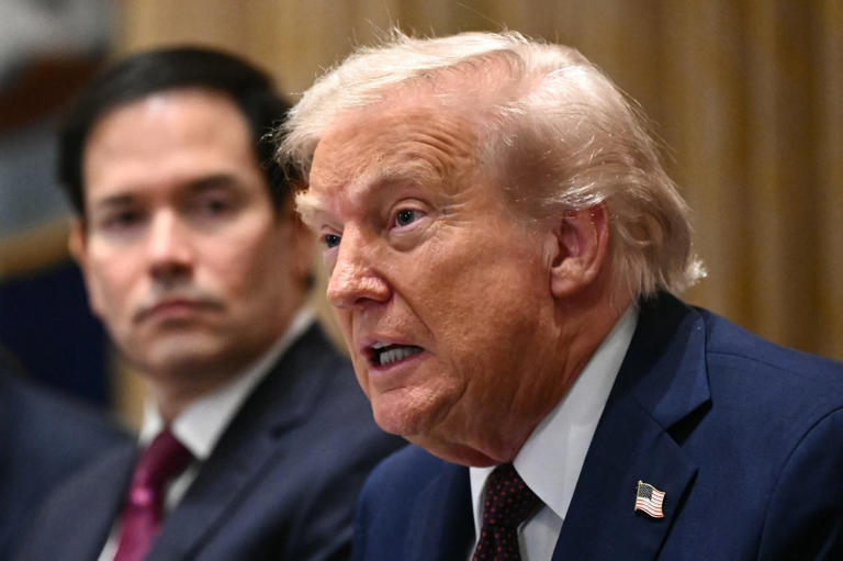 Trump chama PCC e CV de terroristas, mas quer liberar compra online de fuzis
