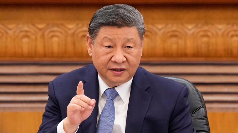 China retalia EUA com tarifa de 125% e pede que europeus se juntem a Pequim contra intimidação de Trump