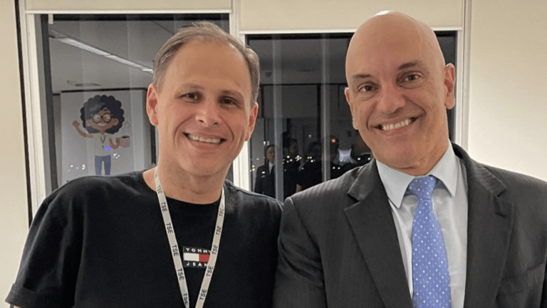 PF indicia ex-assessor de Moraes em investigação sobre diálogos do ministro